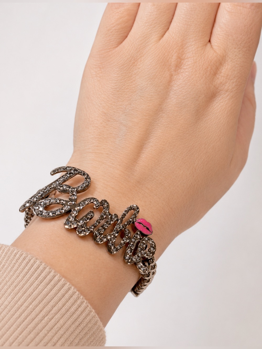 Barbie Crystal Dark Metal Ball‎ Beaded Stretch Bracelet with Lips Kiss